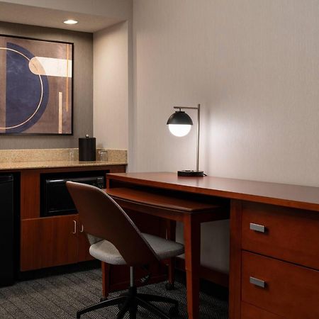 Hotel Courtyard By Marriott Bakersfield Exterior foto